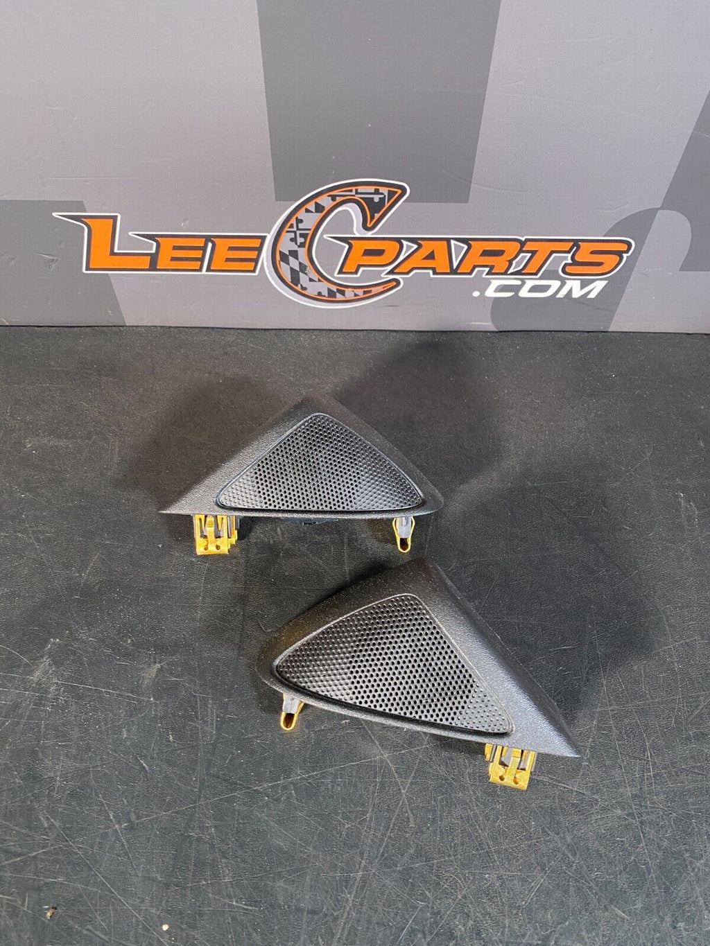 2013 CHEVROLET CAMARO SS OEM TRIANGLE DOOR TWEETERS PAIR DR PS USED