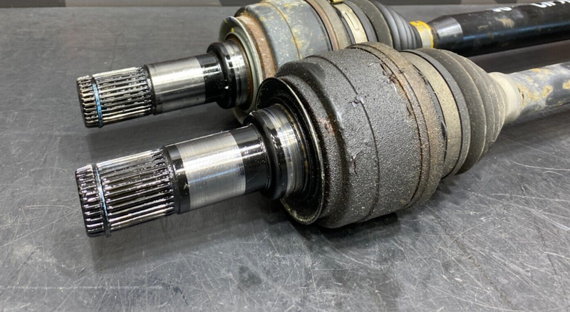 2010 CAMARO SS COUPE OEM REAR CV AXLE SHAFTS PAIR DR PS M/T USED 69K