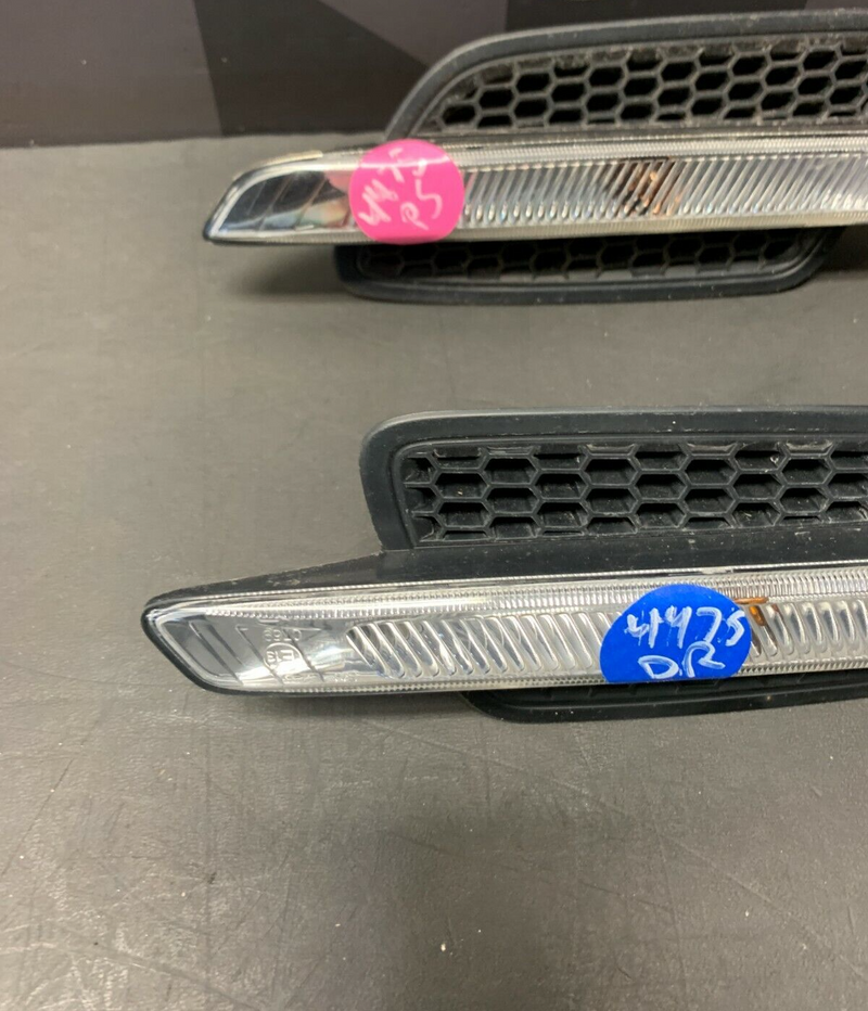 2008 PONTIAC G8 GT OEM front fender side marker lights