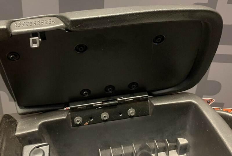 2001 CAMARO SS OEM BLACK EBONY CENTER CONSOLE 27K M/T