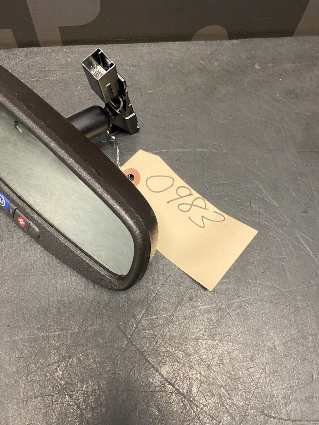 2010 CAMARO SS OEM REAR VIEW MIRROR USED