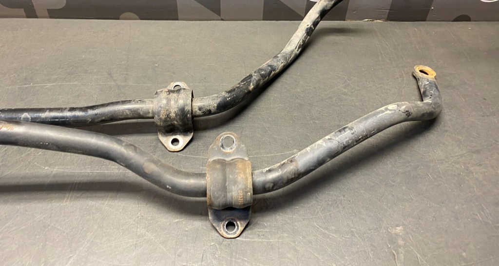 2015 CHEVROLET SS SEDAN OEM FRONT AND REAR SWAY BARS PAIR COMBO USED