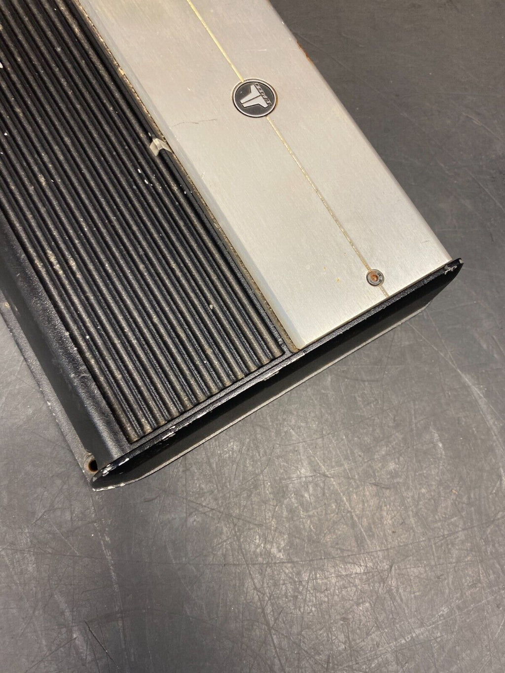 2005 HONDA S2000 AP2 XD500/3V2 JL AUDIO AMPLIFIER USED