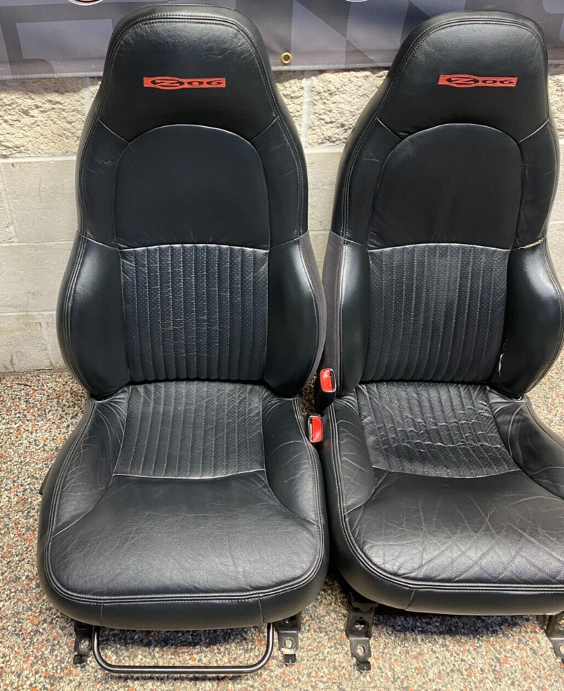 2001 CORVETTE C5 Z06 FRONT SEATS BLACK PAIR DRIVER PASSENGER USED