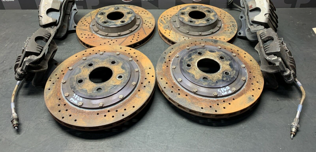 2004 PONTIAC GTO BAER BRAKE KIT 2 PC ROTORS CALIPERS FRONT REAR