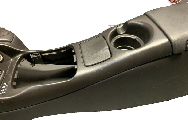 2001 CAMARO SS OEM BLACK EBONY CENTER CONSOLE 27K M/T