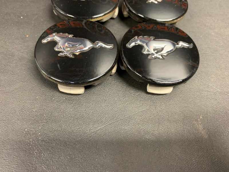 2015 FORD MUSTANG GT COUPE OEM CENTER CAPS SET (4)