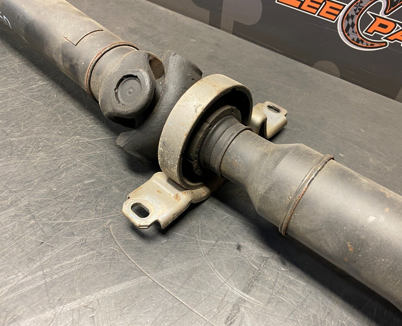 2011 CHEVROLET CAMARO SS OEM A/T DRIVESHAFT ASSEMBLY PROP SHAFT USED