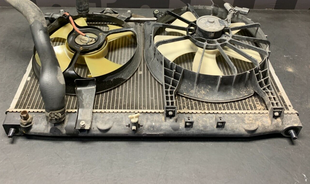 2002 HONDA S2000 AP1 OEM RADIATOR W/ COOLING FANS