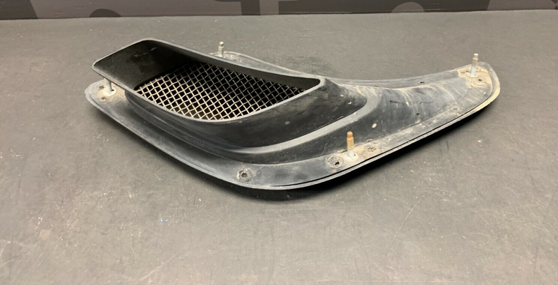 2002 CORVETTE C5 Z06 OEM DRIVER REAR BRAKE DUCT W/ STEEL MESH