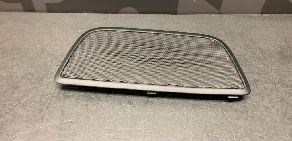 2010 CAMARO SS OEM CENTER DASH SPEAKER COVER GRILLE