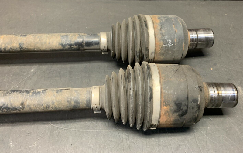 2010 CHVEROLET CORVETTE C6 OEM DRIVER PASSENGER AXLES AXLE SHAFT SET