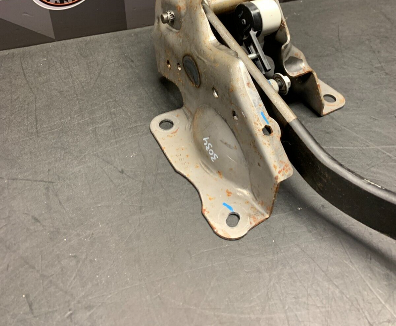 2013 CADILLAC CTS V COUPE OEM AUTOMATIC BRAKE PEDAL