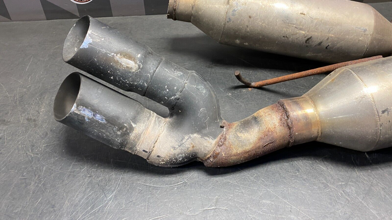 2011 CHEVROLET CAMARO SS EXHAUST TIPS QUAD TIPS WITH MUFFLER AFTERMARKET USED