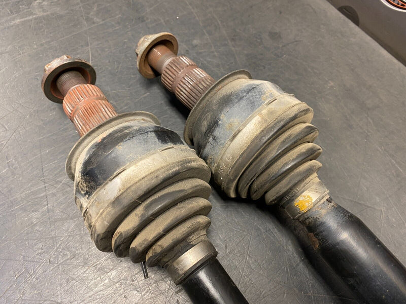 2010 CHEVROLET CAMARO SS OEM CV REAR AXLES PAIR DR PS USED