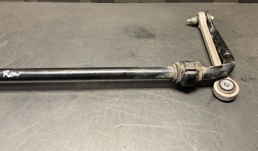 2012 AUDI R8 V10 OEM COUPE OEM REAR SWAY BAR WITH END LINKS USED