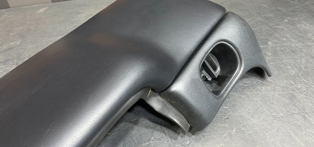 2001 CORVETTE C5 Z06 OEM DRIVER LOWER KNEE PAD DASH PANEL USED NICE!!