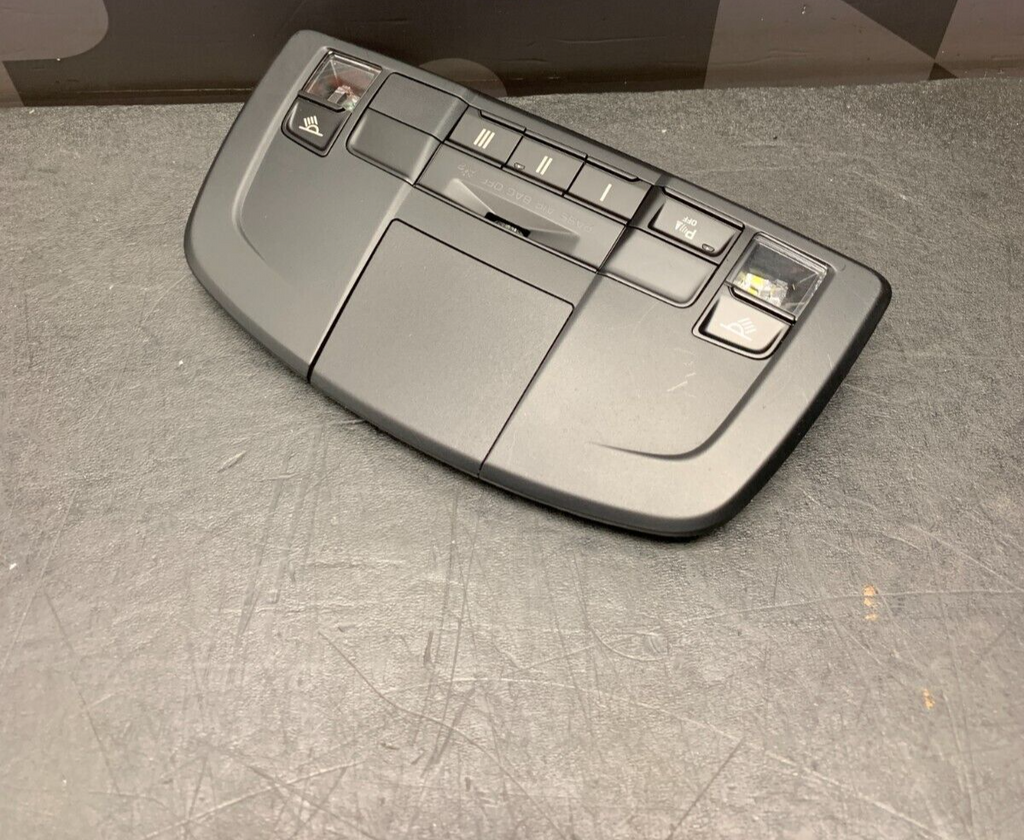 2018 PORSCHE 911 TURBO S CENTER ROOF DOME LIGHT USED OEM