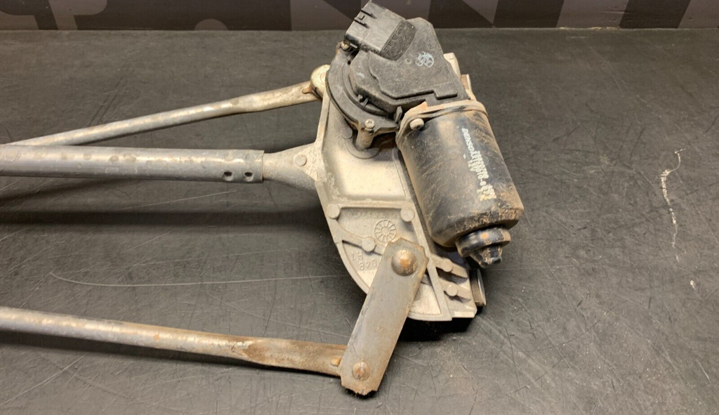 2008 CORVETTE C6 OEM WINDSHIELD WIPER MOTOR LINKAGE