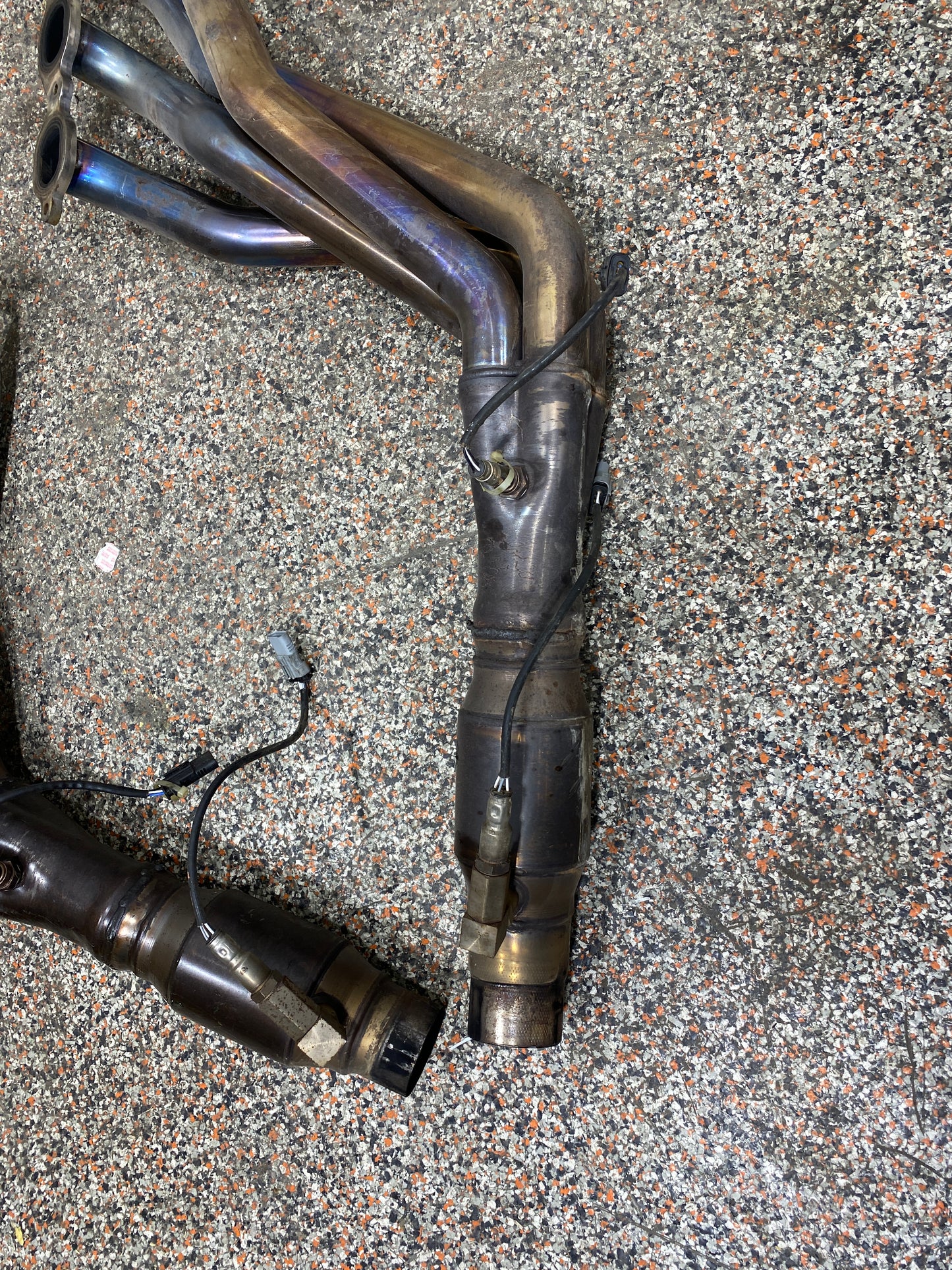 2021 CAMARO SS KOOKS LONG TUBE HEADERS PAIR DRIVER PASSENGER WITH CATS 1 7/8 PRIMARY USED