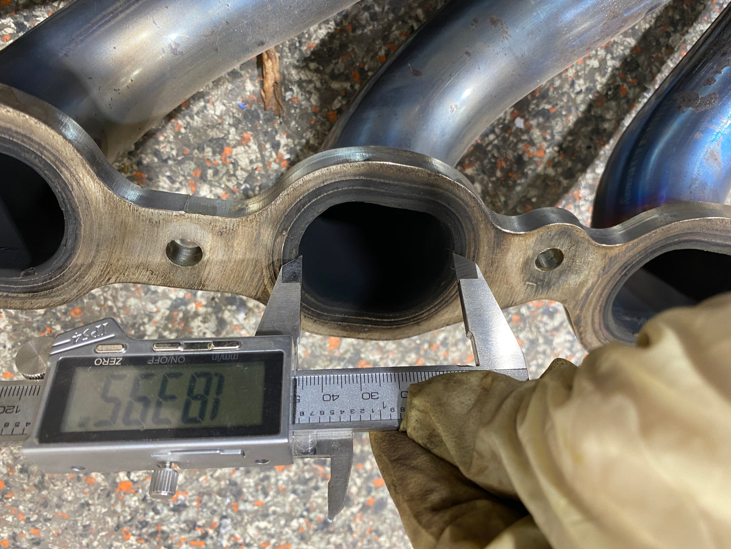 2021 CAMARO SS KOOKS LONG TUBE HEADERS PAIR DRIVER PASSENGER WITH CATS 1 7/8 PRIMARY USED