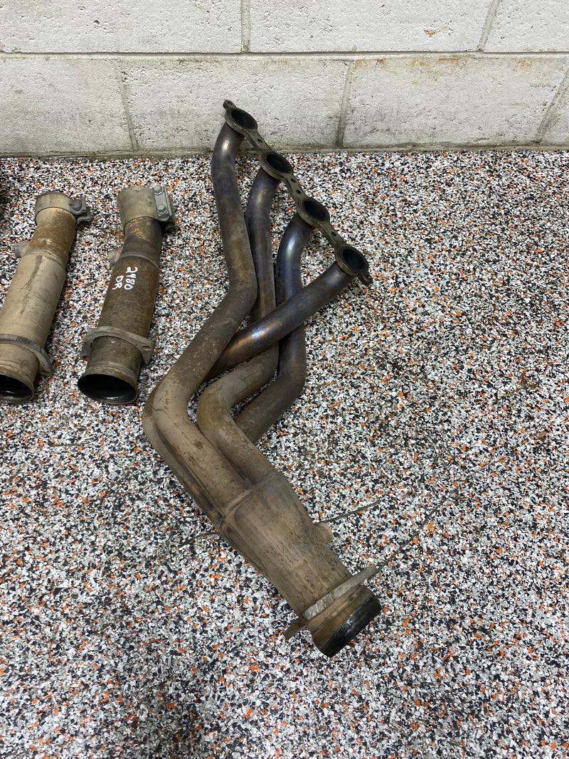 2004 CADILLAC CTS V LONG TUBE KOOKS LONG TUBE HEADERS 1 7/8 PRIMARY WITH CONNECTION PIPESUSED SEE PICS!!