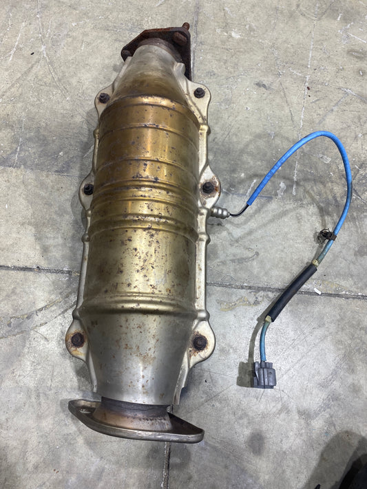 2000 HONDA S2000 CAT CATALYTIC CONVERTER USED LOW MILES 57K