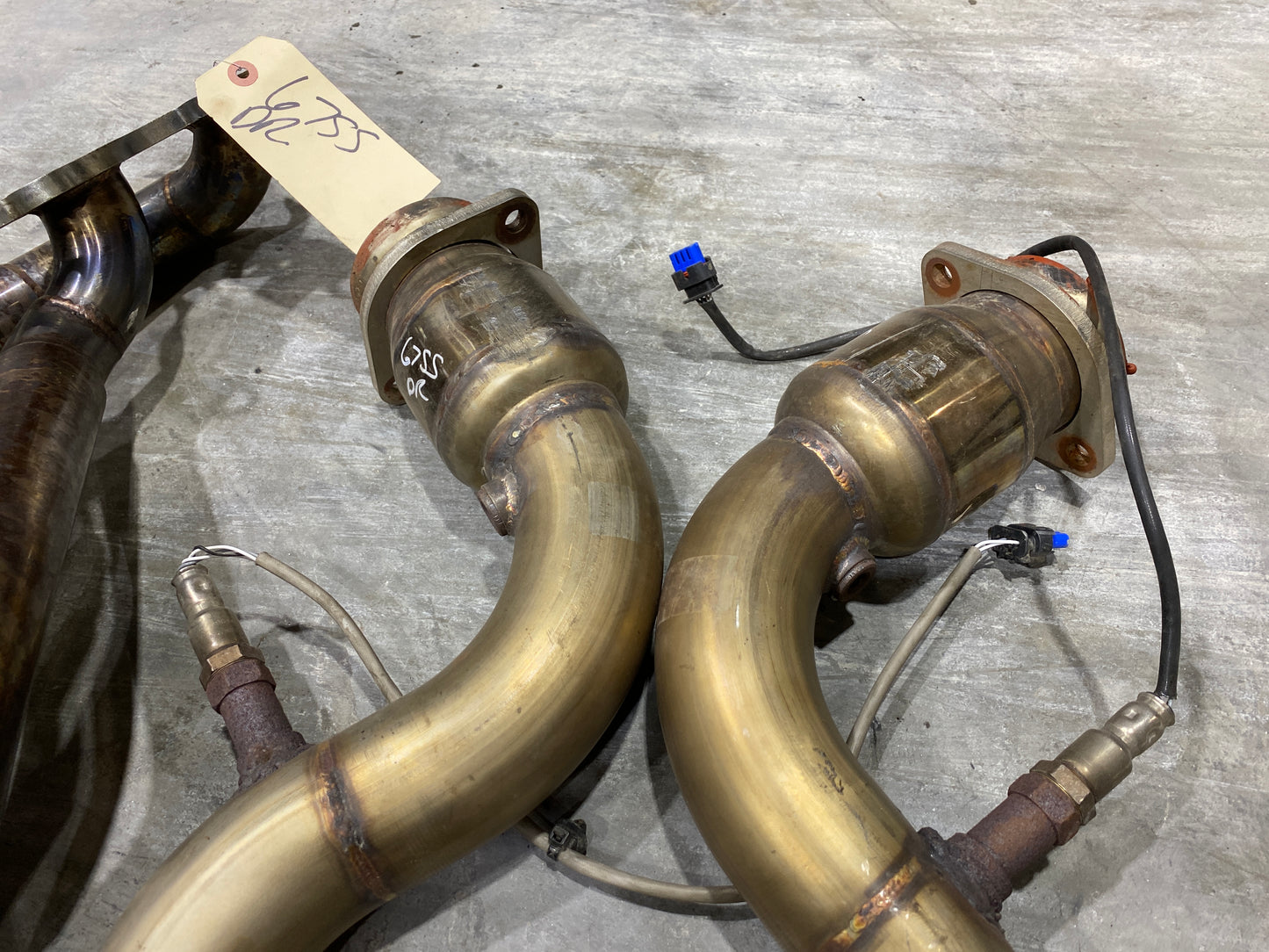 2020 MUSTANG GT 5.0 LONG TUBE HEADERS WITH EXTENSION PIPES PAIR DRIVER PASSENGER USED