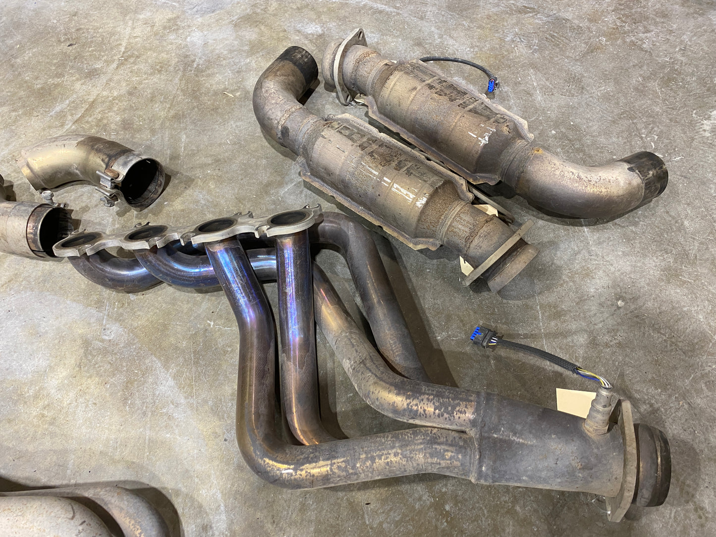 2018 MUSTANG GT COYOTE LONG TUBE HEADERS PAIR DRIVER PASSENGER USED