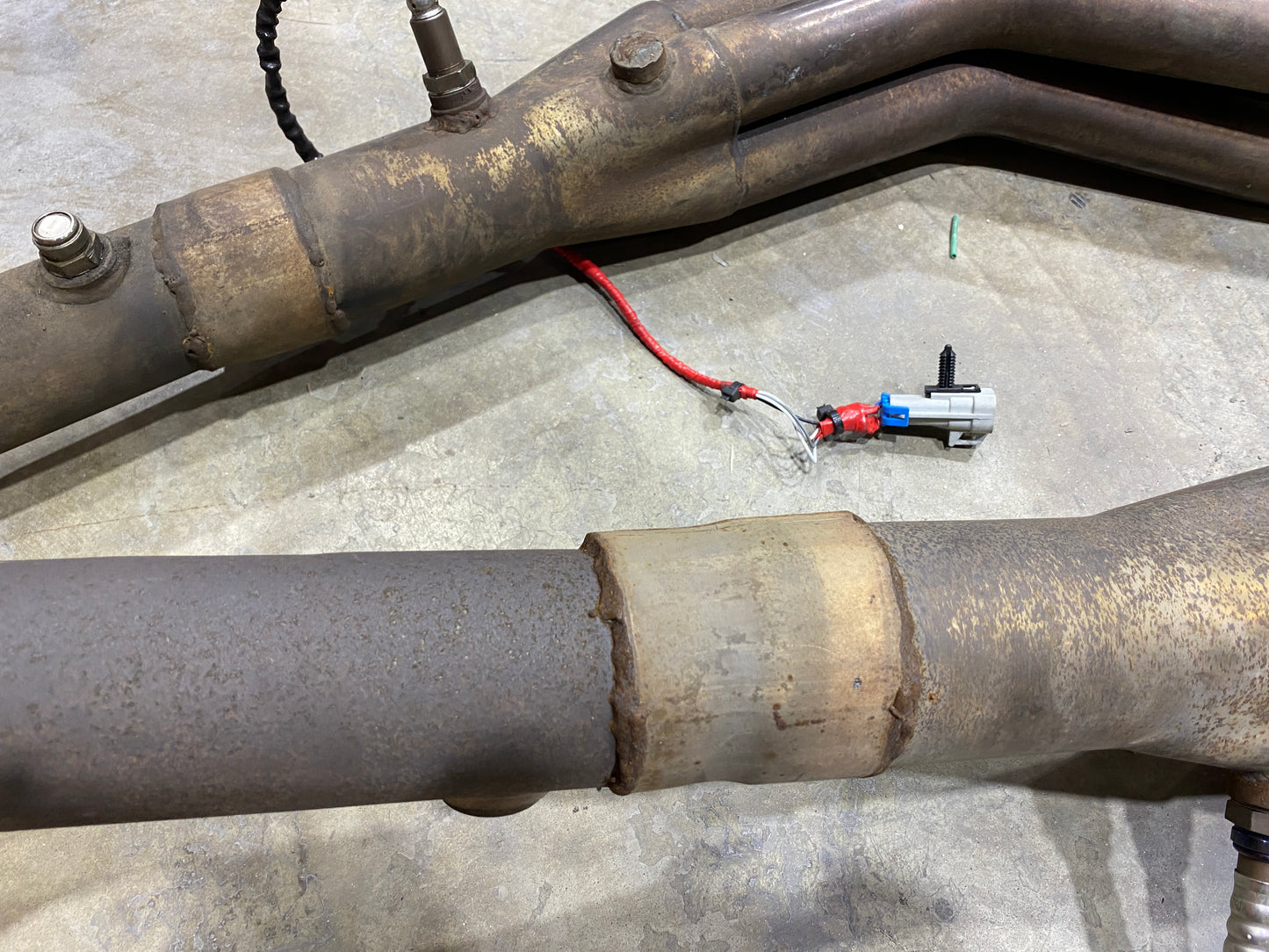 2006 PONTIAC GTO LONG TUBE HEADERS PAIR DRIVER PASSENGER USED