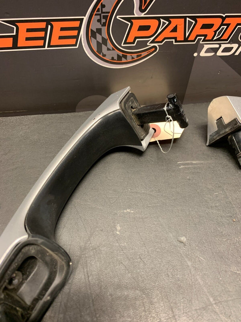 2019 FORD MUSTANG GT OEM DRIVER EXTERIOR DOOR HANDLE USED
