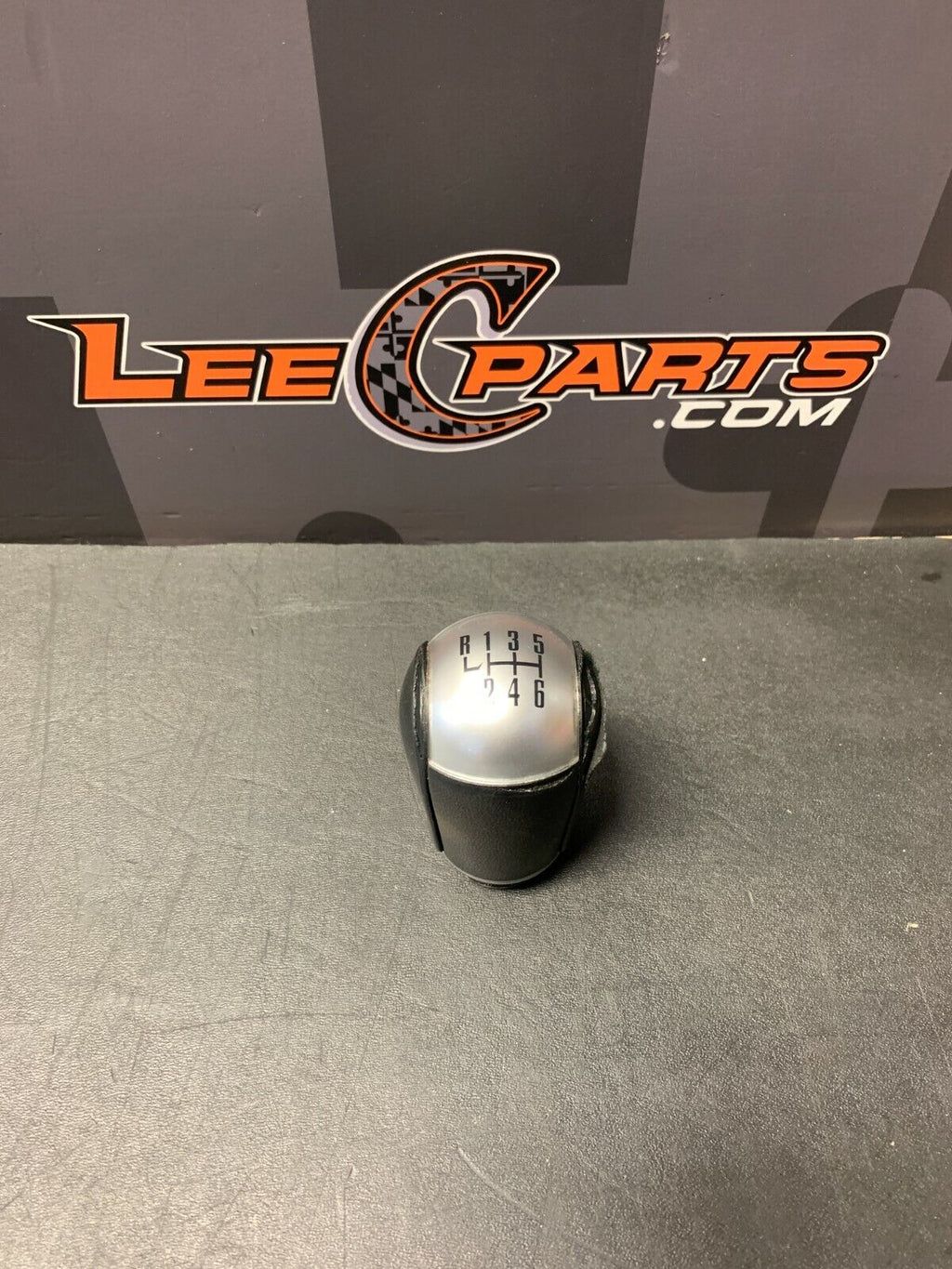 2013 FORD MUSTANG GT OEM M/T MANUAL SHIFT KNOB