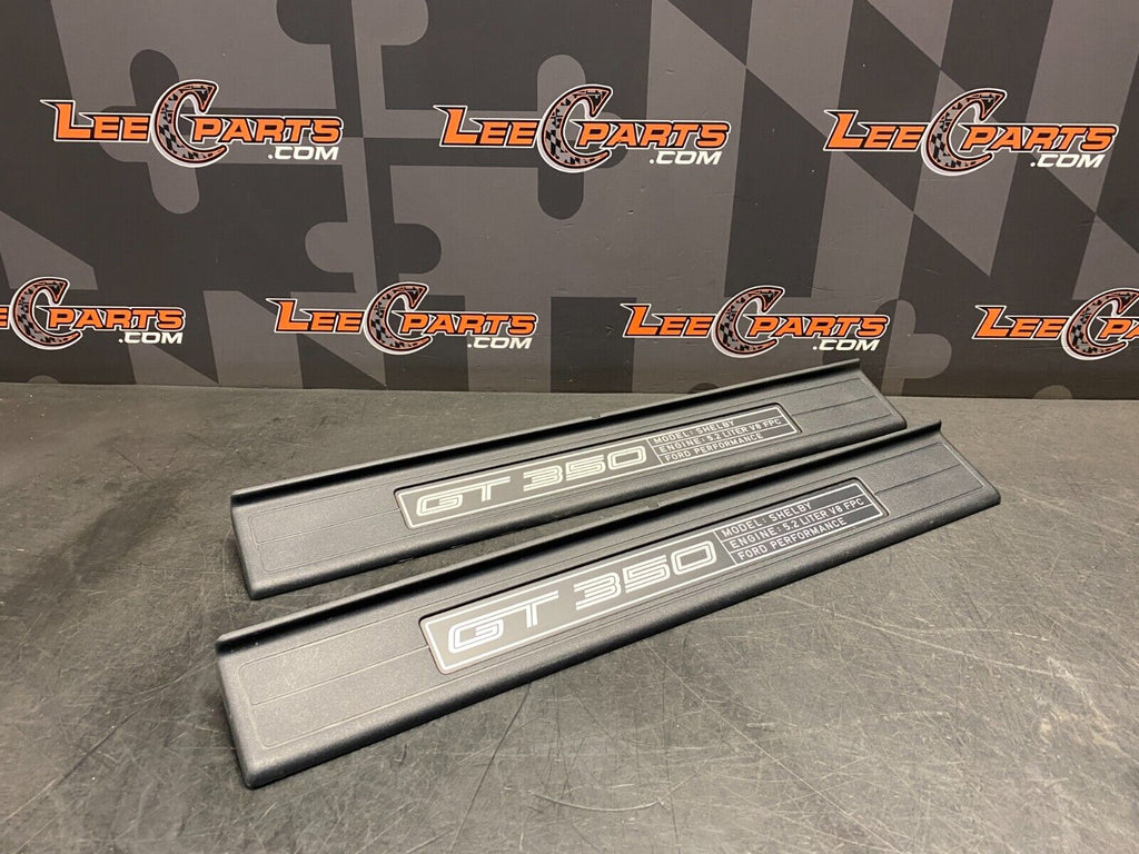 2016 FORD MUSTANG GT350 OEM GT350 INTERIOR DOOR SILLS PLATE PAIR DR PS USED