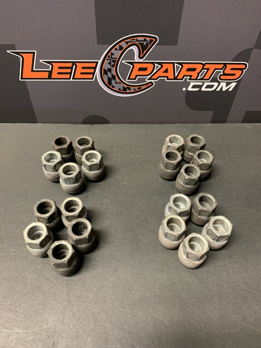 2005 CADILLAC CTS-V CTS V OEM  WHEEL LOCKS LUG NUTS