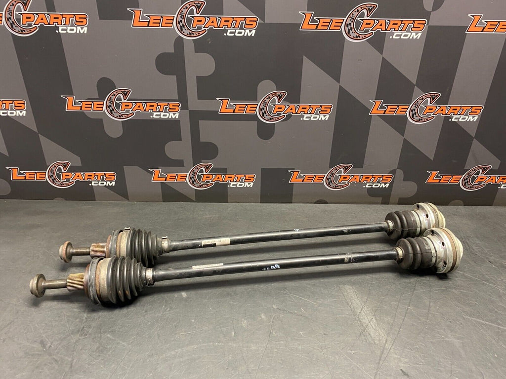 2014 AUDI R8 V10 OEM FRONT AXLES CV AXLES PAIR DR PS USED