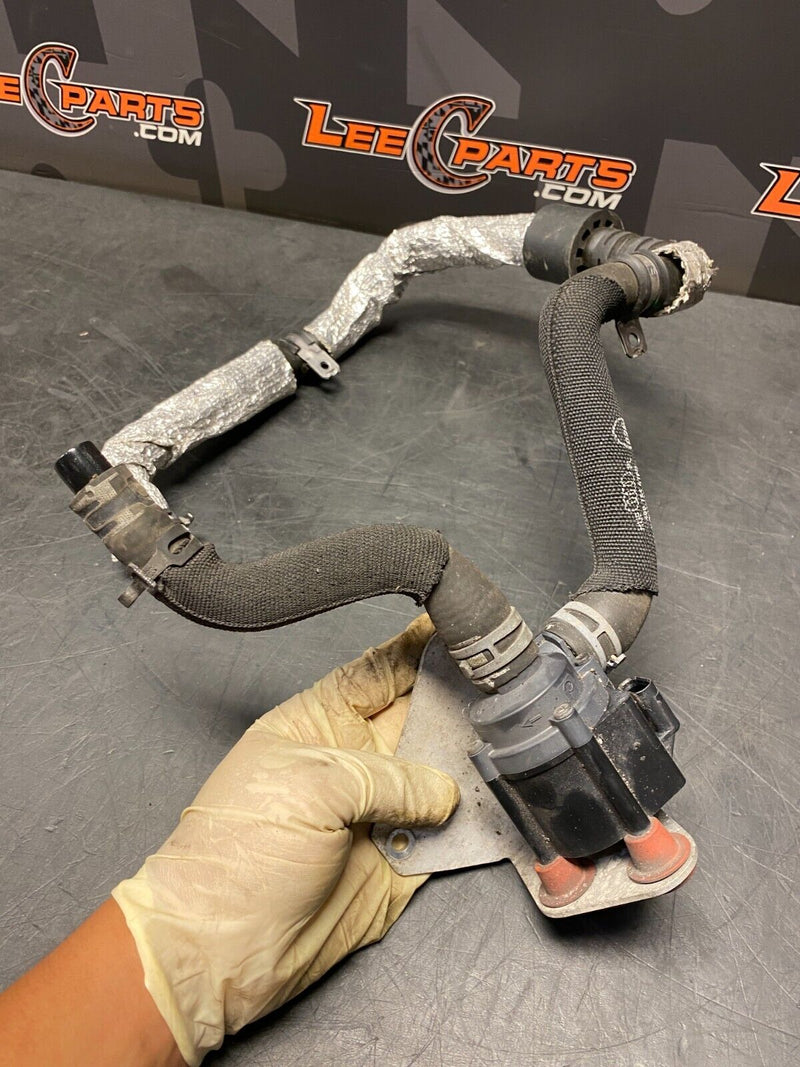 2014 AUDI R8  V10 OEM TRANSMISSION AUXILARY COOLANT PUMP WITH LINES USED