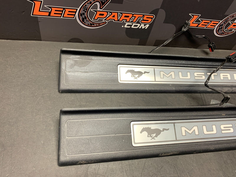 2015 FORD MUSTANG GT COUPE OEM LIT DOOR SILLS PANELS