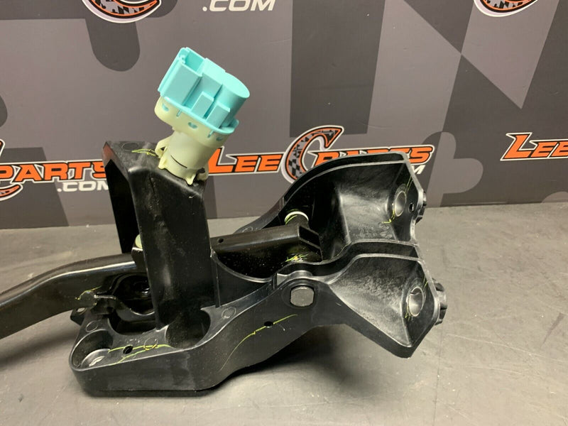 2019 FORD MUSTANG GT OEM AUTOMATIC BRAKE PEDAL