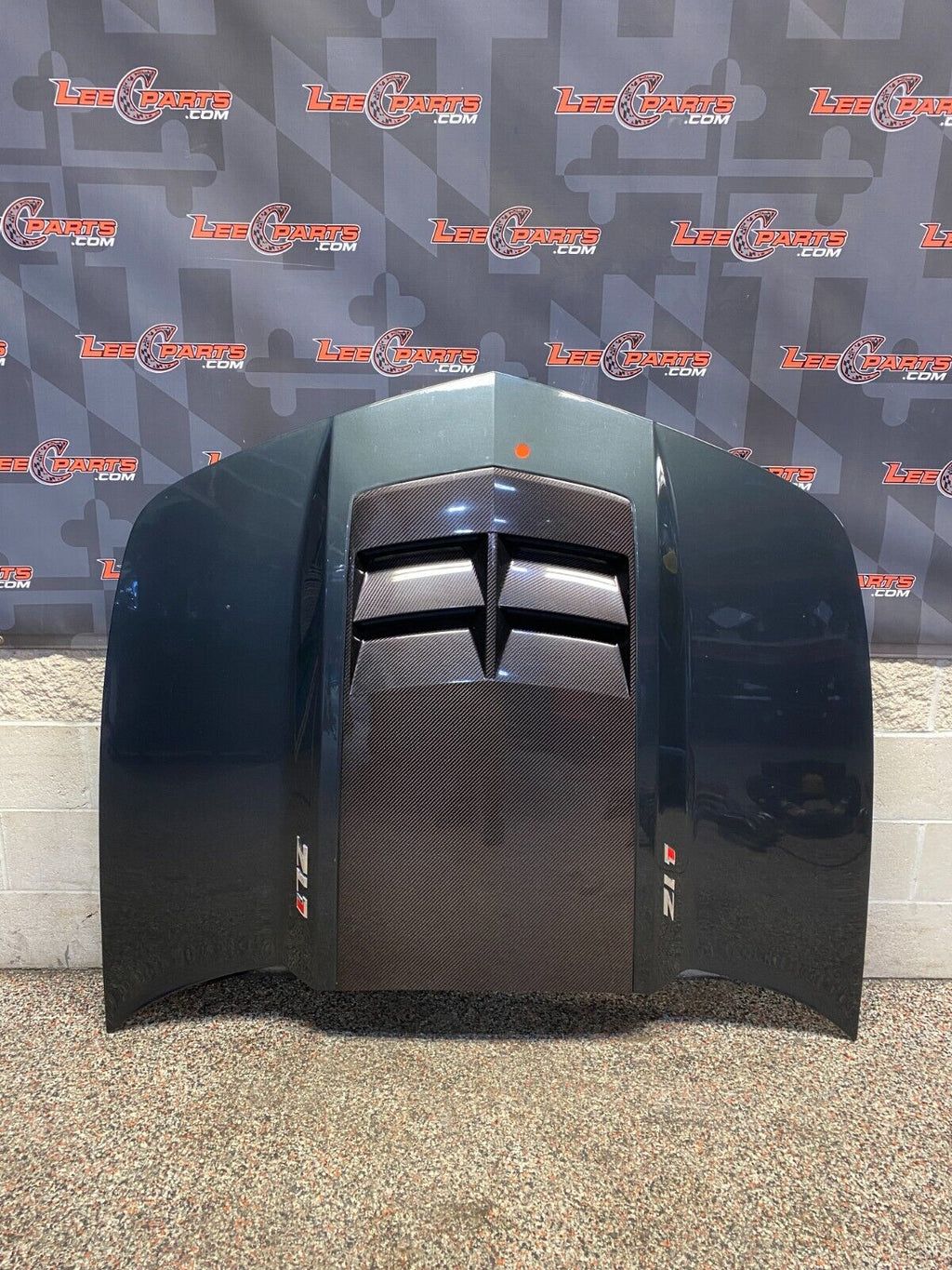 2013 CAMARO ZL1 OEM HOOD WITH CARBON FIBER VENT EXTRACTOR COMPLETE USED