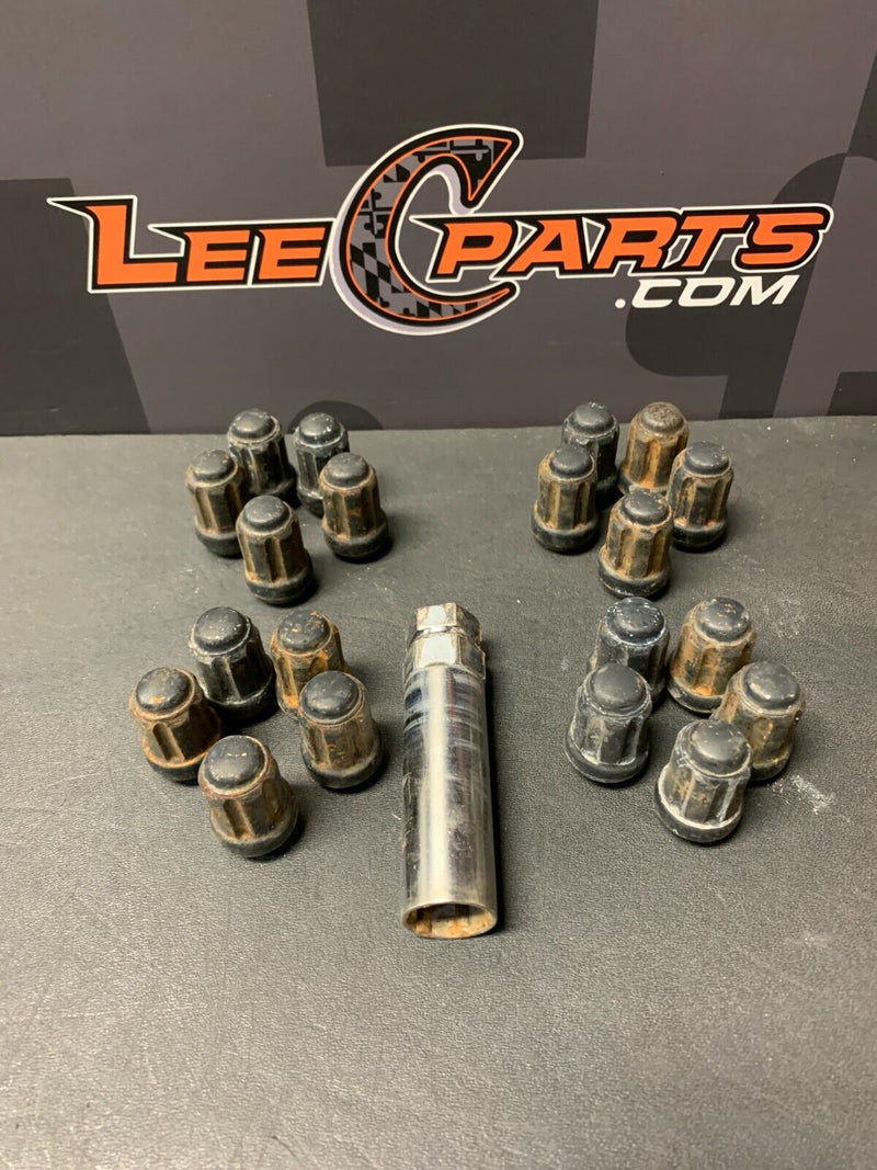 2015 FORD MUSTANG GT AFTERMARKET WHEEL LUG NUTS
