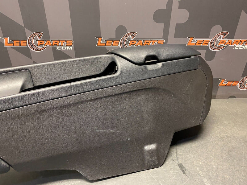 2019 FORD MUSTANG GT OEM CENTER CONSOLE SILVER STITCH COMPLETE USED