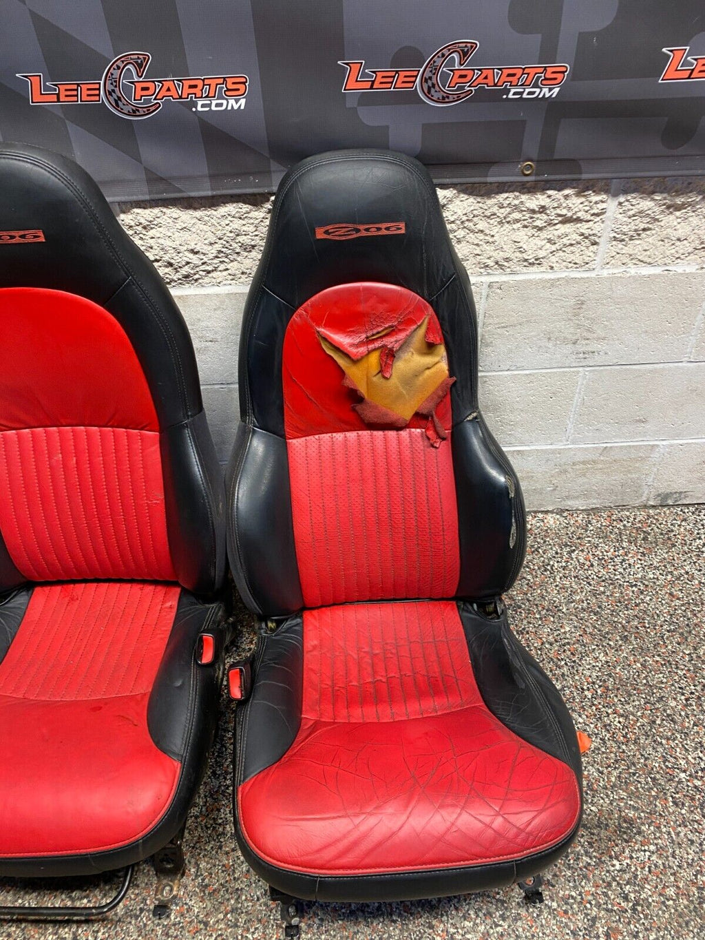 2001 CORVETTE C5 Z06 OEM MOD RED SEATS PAIR DR PS USED **NEED RECOVERED**