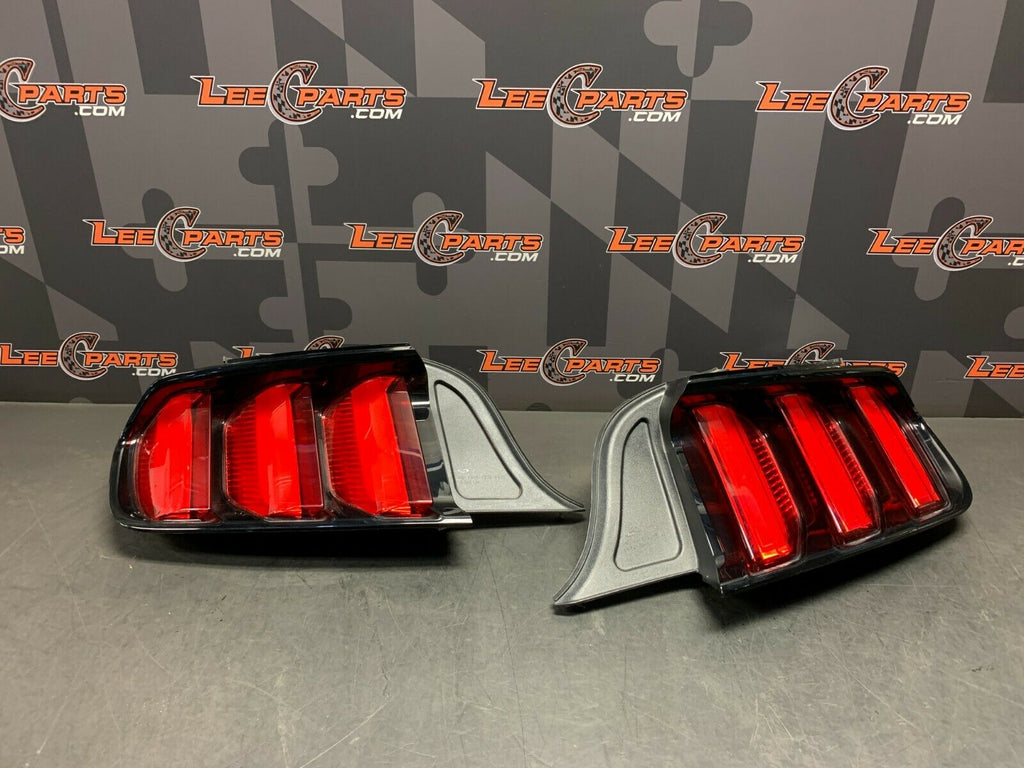 2017 FORD MUSTANG GT OEM TAIL LIGHTS DRIVER PASSENGER