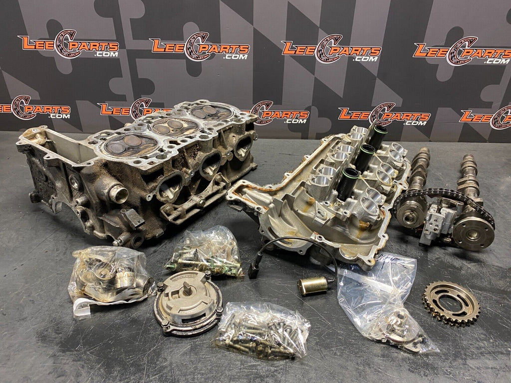 1999 PORSCHE 911 3.4L OEM LEFT BANK CYLINDER HEAD COMPLETE WITH CAMS USED