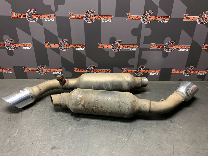 2010 CAMARO SS AFTERMARKET BULLET STYLE MUFFLER CUTS EXHAUST TIPS