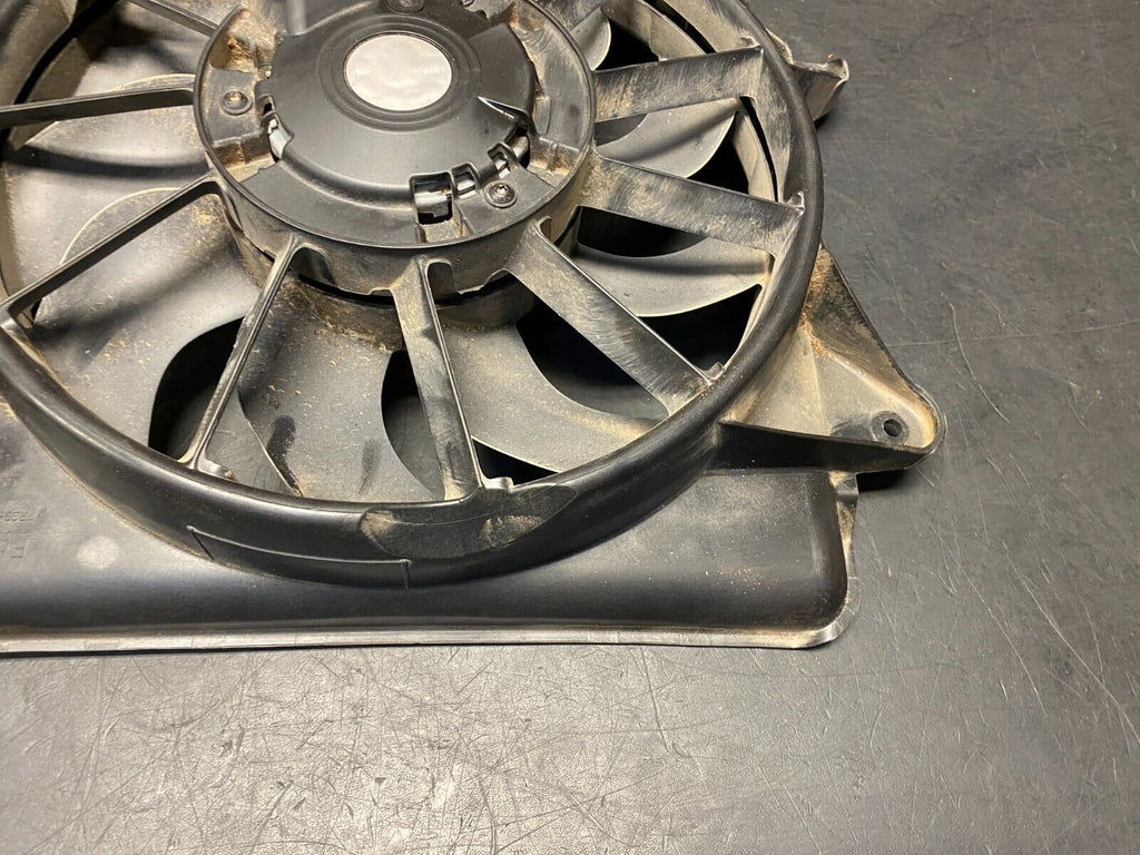 2016 FORD MUSTANG GT350 OEM RADIATOR COOLING FAN ASSEMBLY SHROUD USED