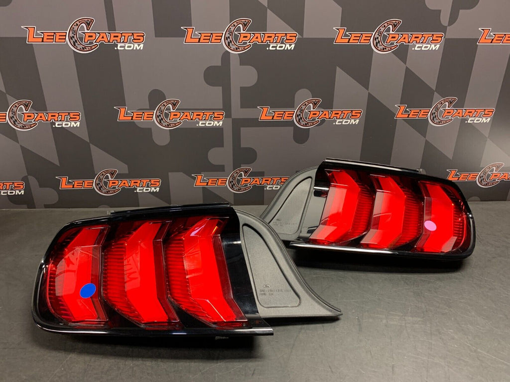 2019 FORD MUSTANG GT OEM DRIVER PASSENGER TAIL LIGHTS