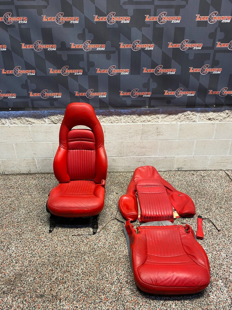 2001 CORVETTE C5 OEM PASSENGER SEAT WITH DRIVER SEAT COVERS USED **READ**