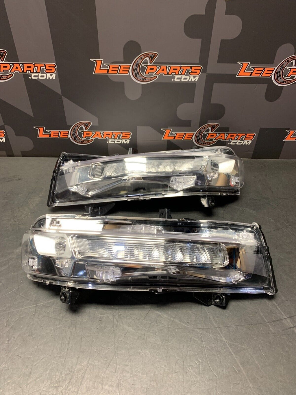 2019 FORD MUSTANG GT OEM FRONT BUMPER DRL RUNNING LIGHT PAIR 5k MILES