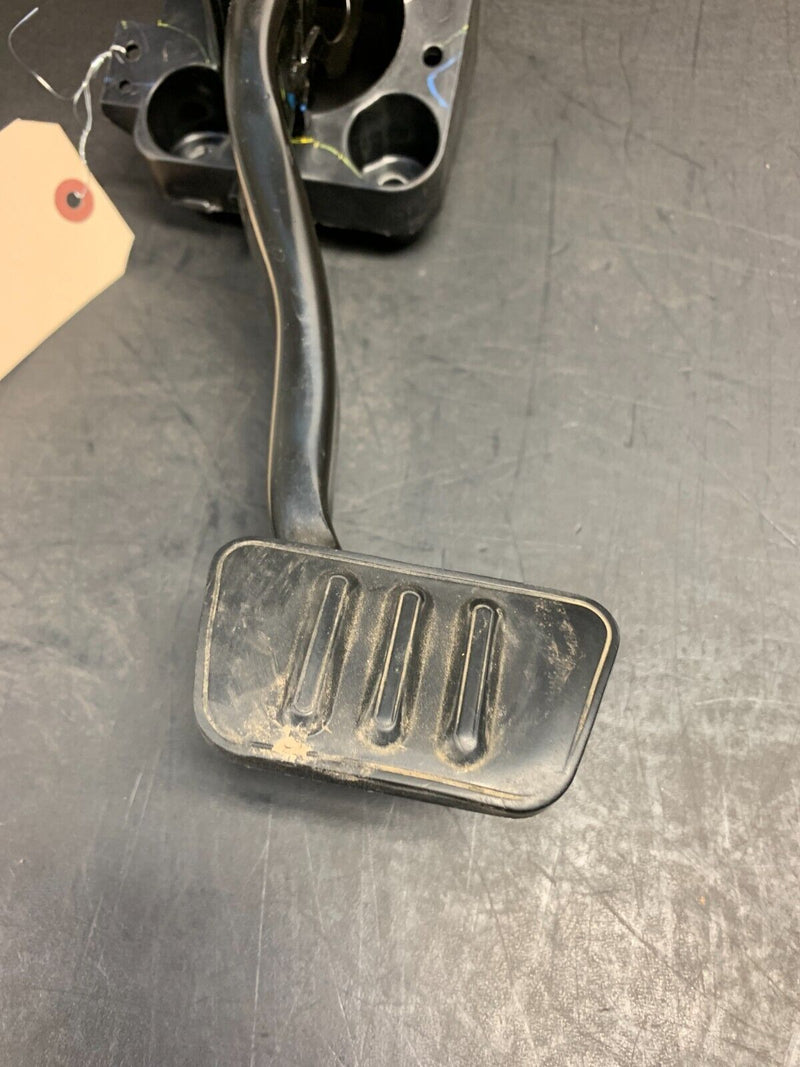 2018 FORD MUSTANG GT OEM AUTOMATIC BRAKE PEDAL